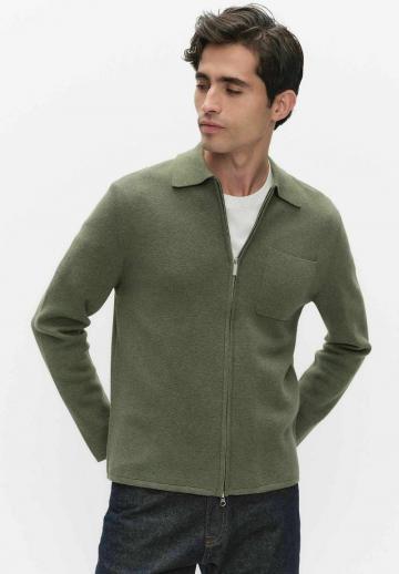 Вязаная кофта