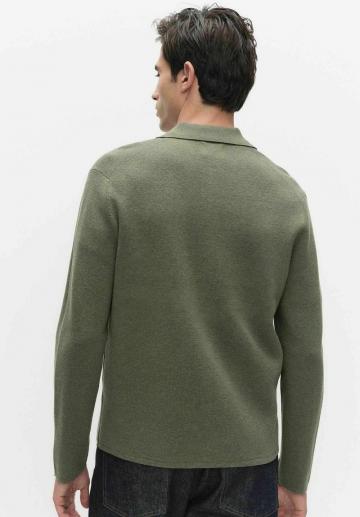 Вязаная кофта