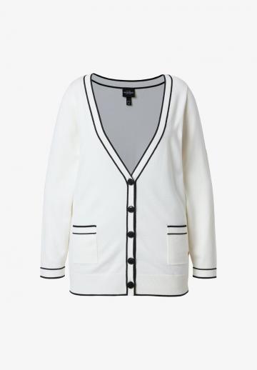 Длинный жилет