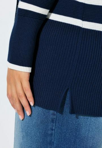 Длинный жилет