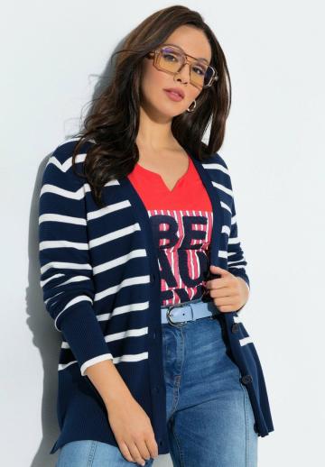 Длинный жилет