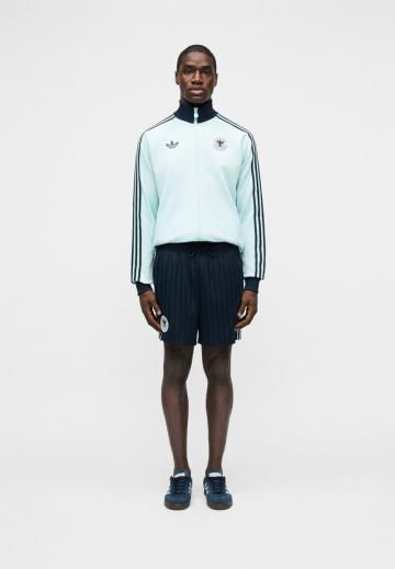 Спортивныве шорты