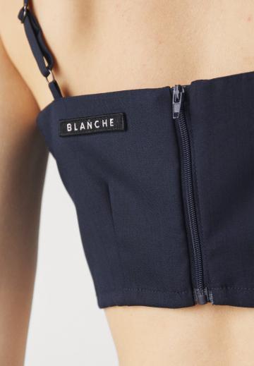 Топ на бретельках