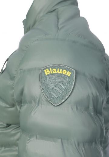 Зимняя куртка