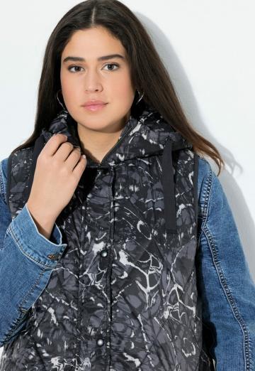 Длинный жилет