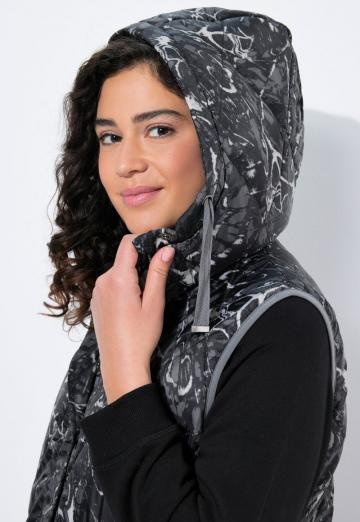 Длинный жилет