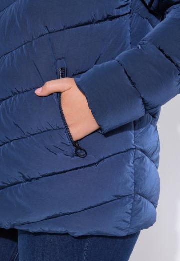 Зимняя куртка