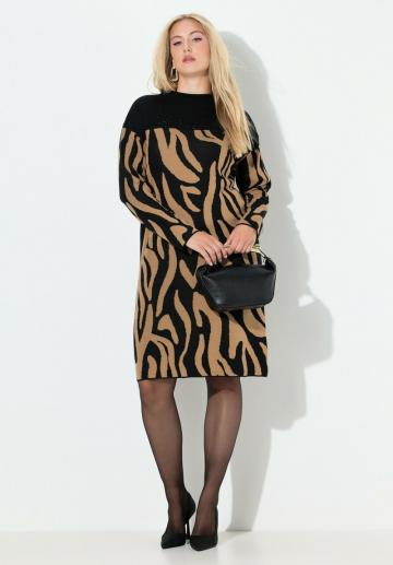 Вязаное платье