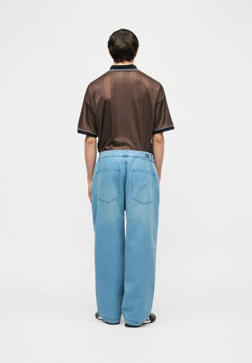 Прямые джинсы