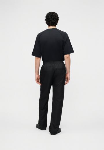 Брюки с накладными карманами