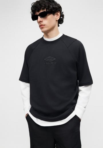 Брюки с накладными карманами