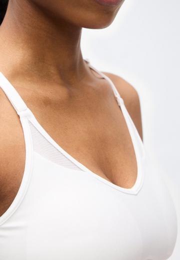 Спортивный бюстгальтер