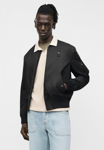 Куртка бомбер