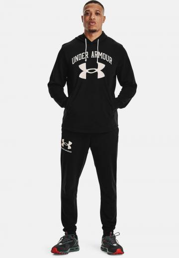 Спортивная кофта