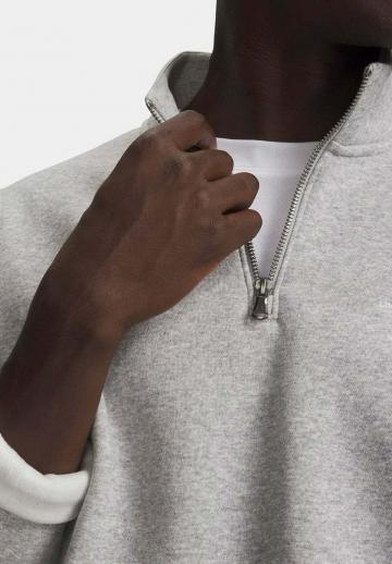 Спортивная кофта