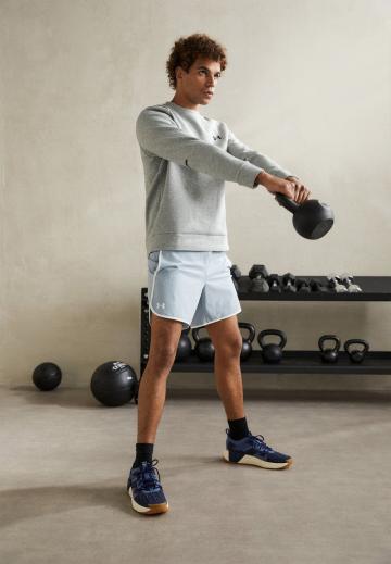 Спортивная кофта