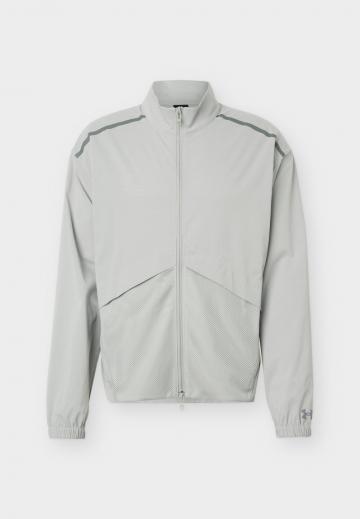 Спортивная куртка