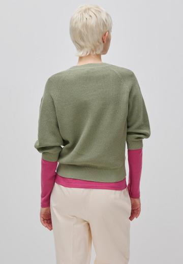 Пуловер с рукавом три четверти