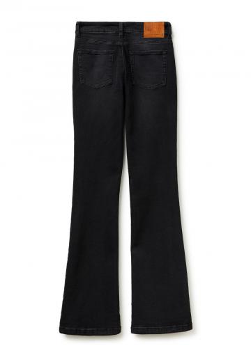 Клешеные джинсы