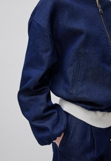 Джинсовая куртка