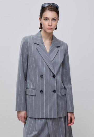 Короткое пальто