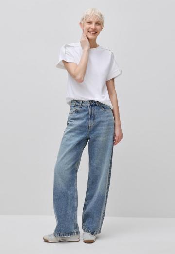 Клешеные джинсы