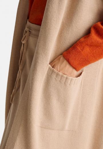 Длинный жилет