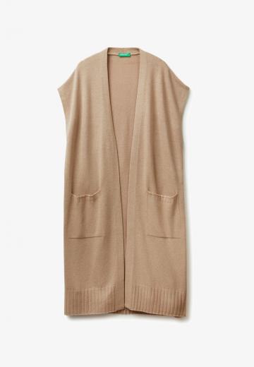 Длинный жилет