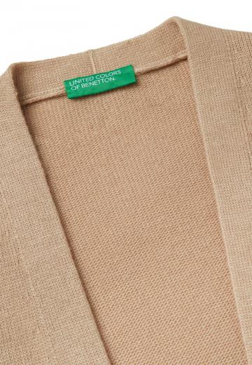 Длинный жилет