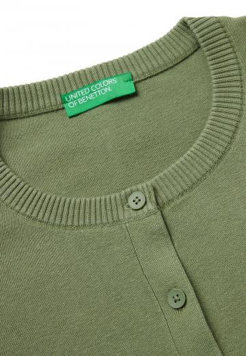 Вязаная кофта