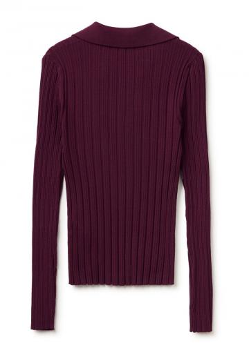 Пуловер с вырезом V