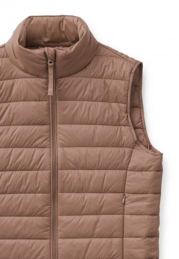 Пуховой жилет