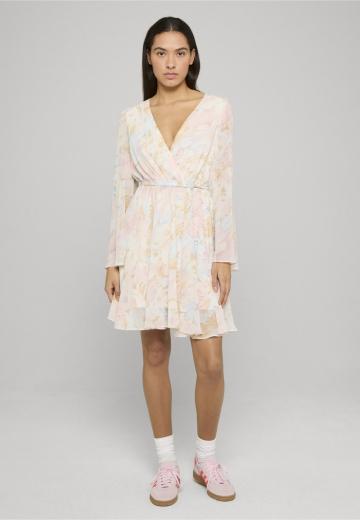 Короткое платье