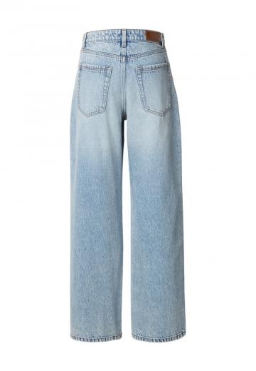 Свободные джинсы