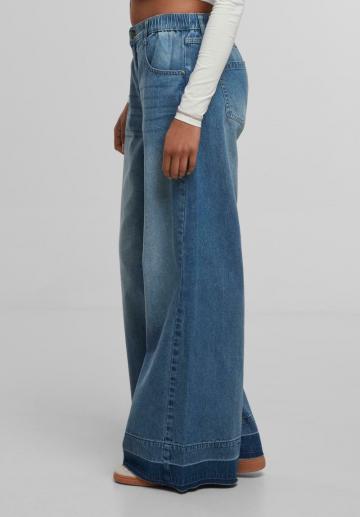 Клешеные джинсы