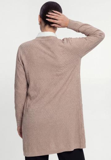 Длинный жилет