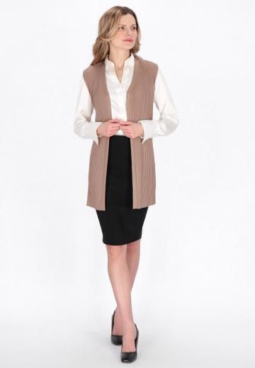 Длинный жилет