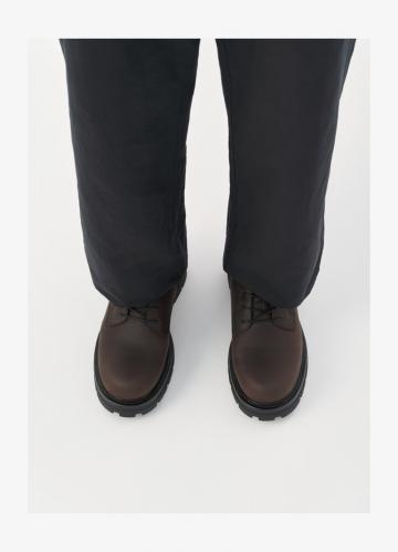 Ботинки на шнуровке