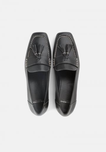 Полуботинки