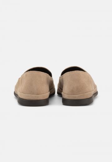 Полуботинки