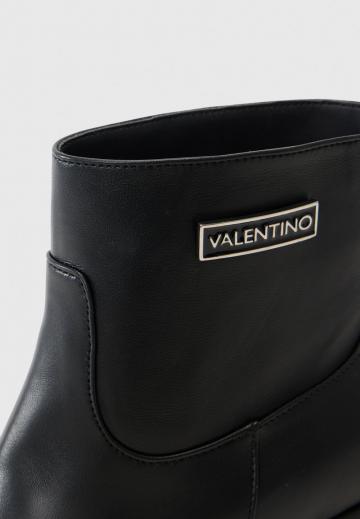 Сапожки на танкетке