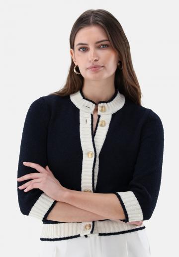 Вязаная кофта