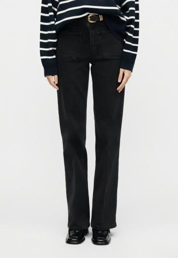 Клешеные брюки