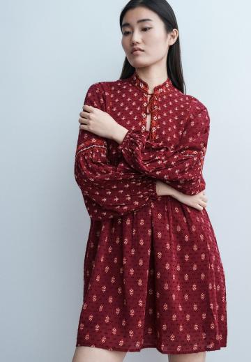 Короткое платье