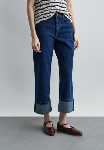 Короткие джинсы