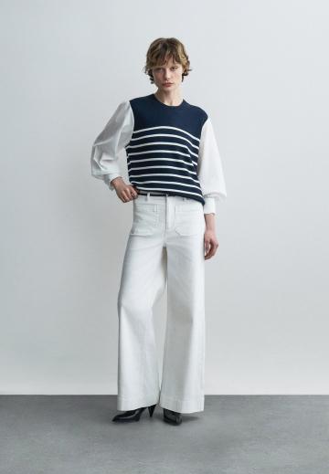 Пуловер в полоску