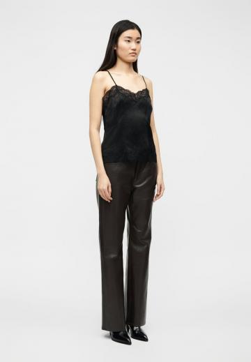 Топ на бретельках