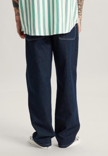 Прямые джинсы