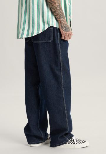 Прямые джинсы