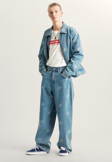 Прямые джинсы